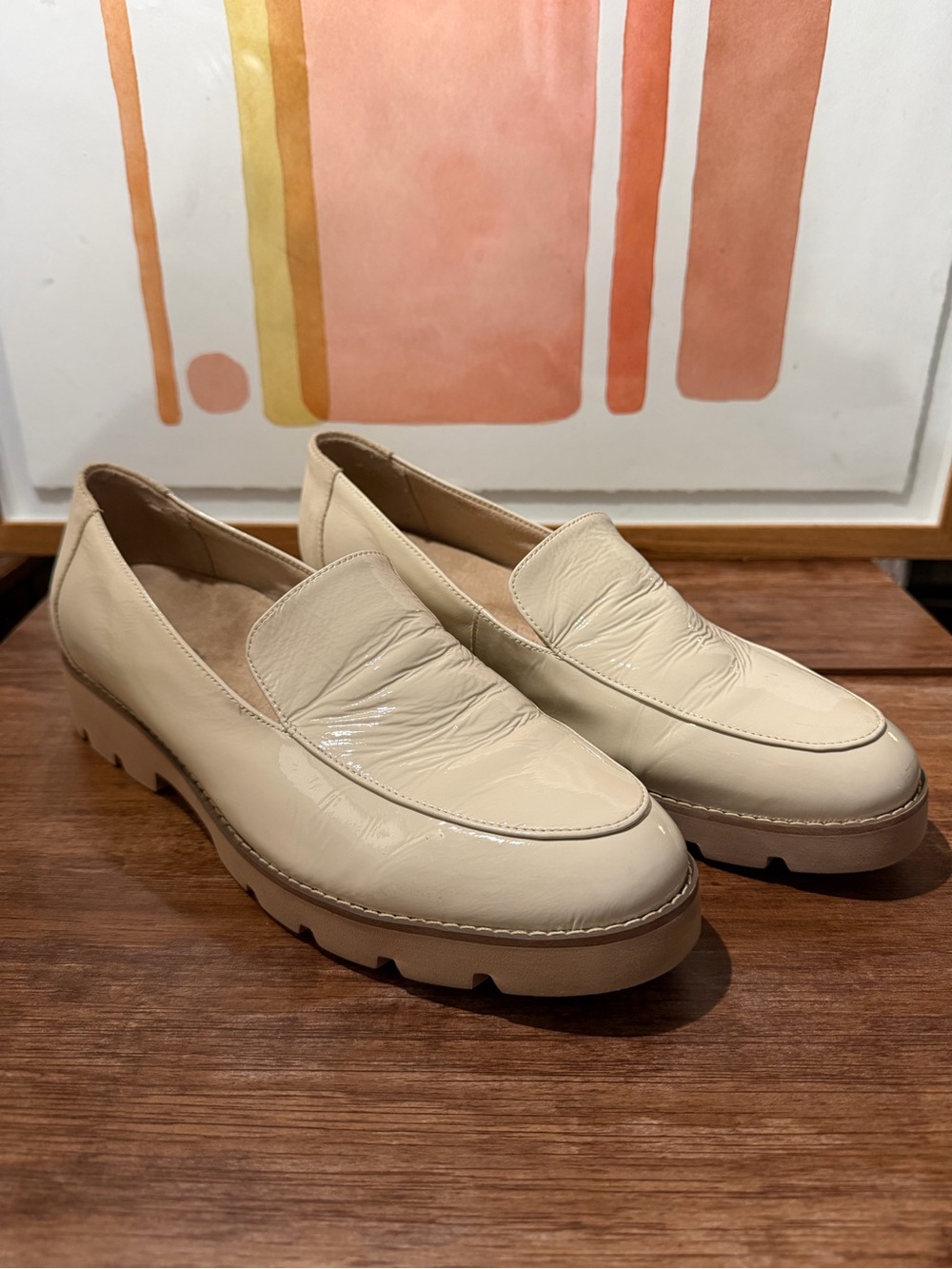 Vionic Kensley Cream Patent Leather Lug Sole Loafers Womens 10 Slip On Flats